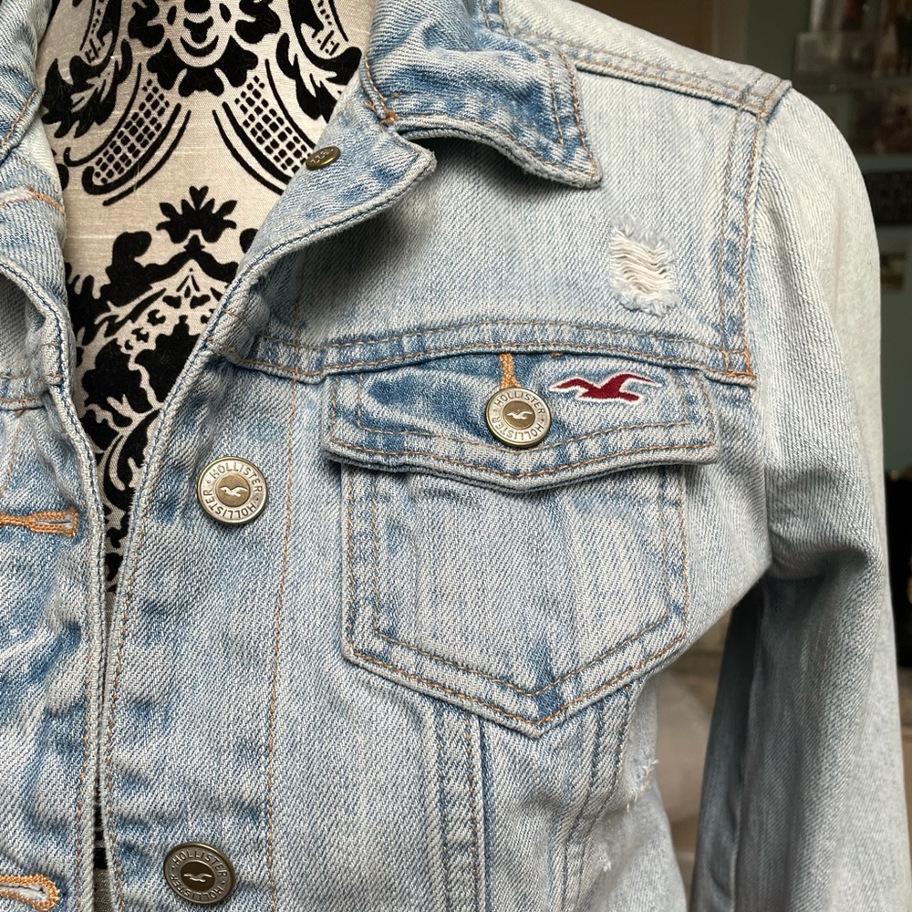 Rare ✨Vintage Holister✨ Jean Jacket Pre-Loved🤩